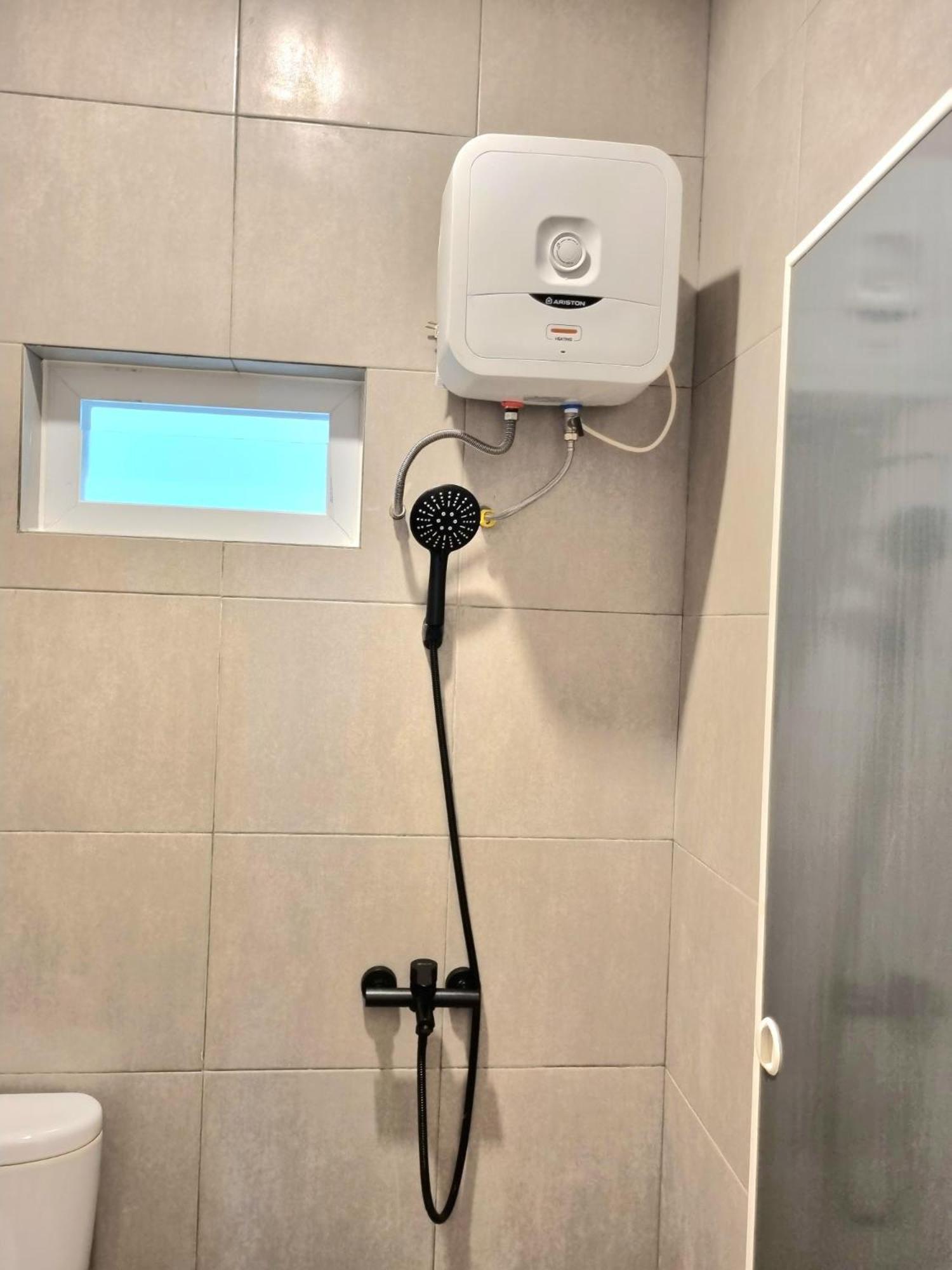 Zizi Homey 202 Cemara Asri Triple Single Medan Ngoại thất bức ảnh